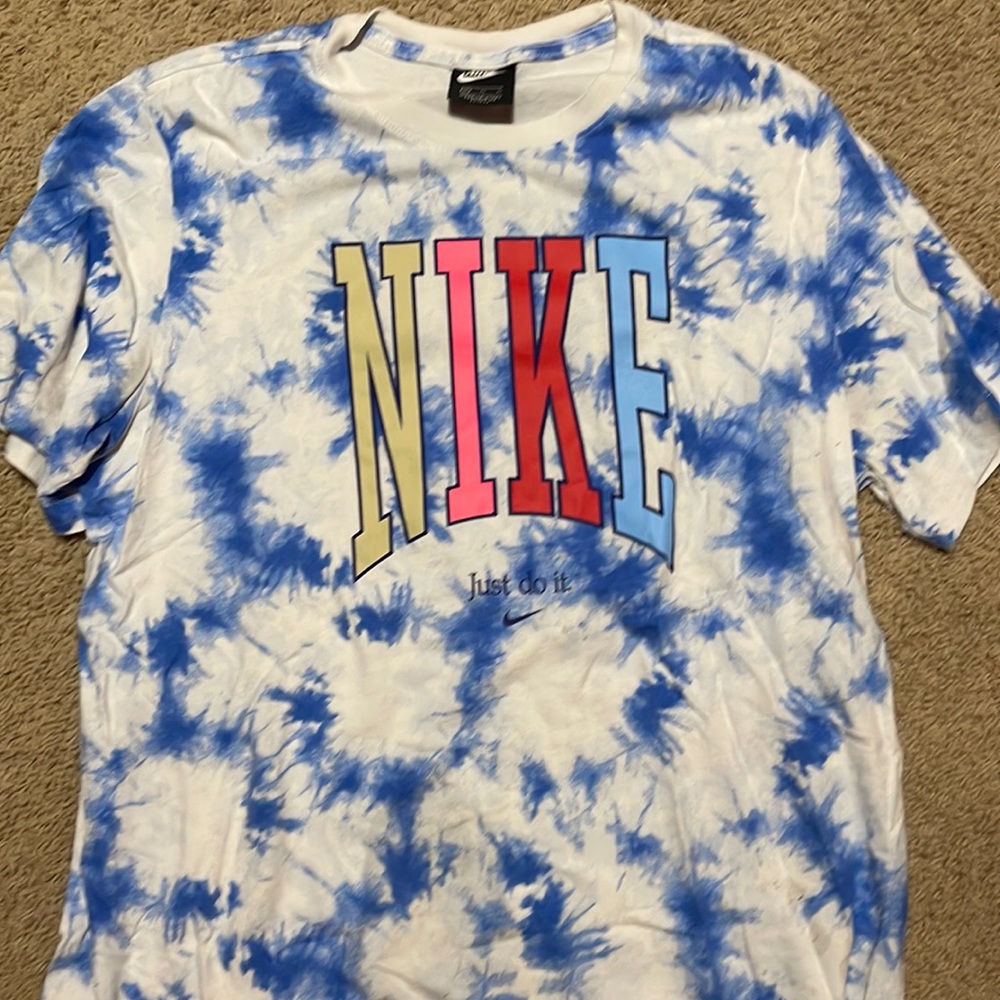Nike T shirt